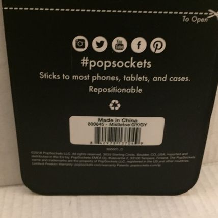 "NEW Popsockets Mistletoe Phone Grip Stand