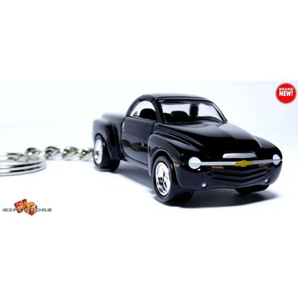 VERY RARE KEYCHAIN BLACK CHEVROLET™ SSR™ CHEVY CUSTOM Ltd Ed. GREAT GIFT
