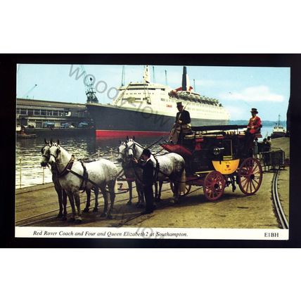 LS2696 - Cunard Liner - Queen Elizabeth 2 & Red Rover Coach - Bt.1969 - postcard