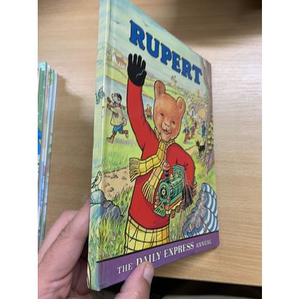 1976 RUPERT BEAR ANNUAL UK VINTAGE HARDBACK BOOK (P3) ref:emma