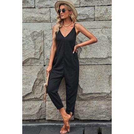 Black Textured Sleeveless V-Neck Pocketed Casual Jumpsuit