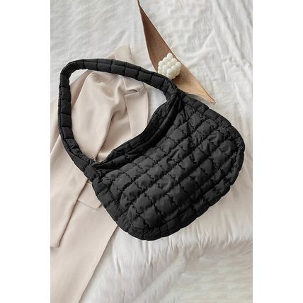 Black Quilted Zipper Large Shoulder Bag