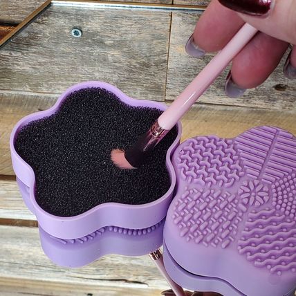 Silicone Makeup Brush Cleaning Pads - Lavender - Set of 2 - Flower