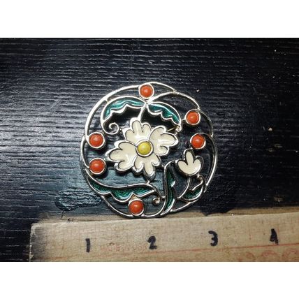 Large Floral Brooch Pin by CAROLINE Gold Tone approx 2.5 inch diameter Vtg E1