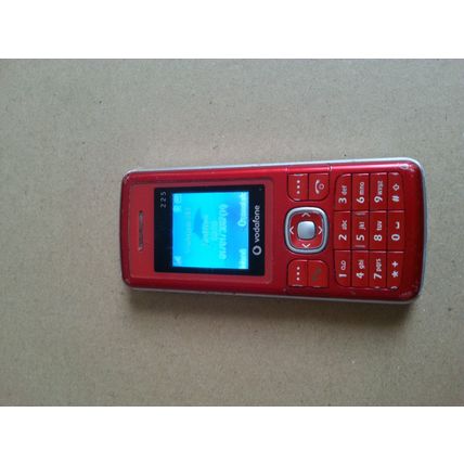 Vodafone 225 phones for sale are good and use a vodafone hu sim card.