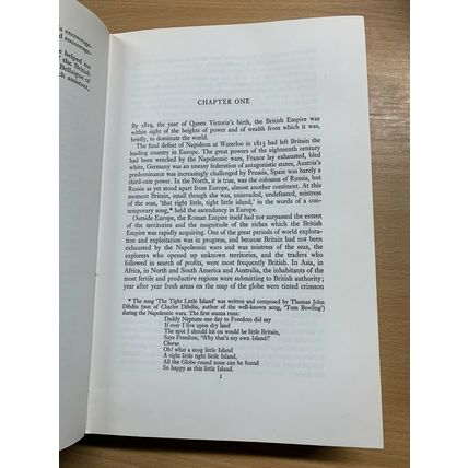 1973 "QUEEN VICTORIA HER LIFE & TIMES 1819-1861" CECIL WOODHAM-SMITH BOOK (P6)
