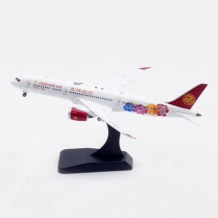 BOEING 787-9 DREAMLINER JUNEYAO AIRLINES REG: B-20DT - AVIATION 400 AV4194 1/400