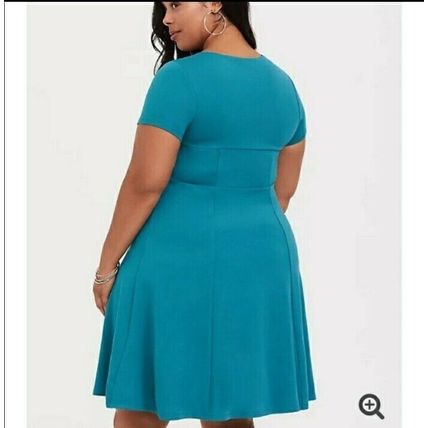 Torrid Aqua Skater Dress Plus Women's Size 3 Pre-Owned Good Condition