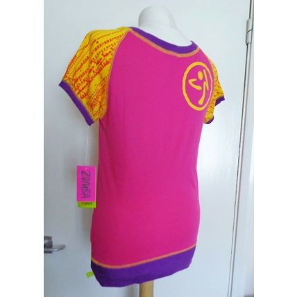 Zumba short sleeved V neck Tee Top Fuchsia Pink multi XS UK 8