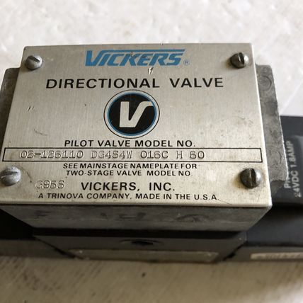 NEW VICKERS 02-126110-DG4S4W-016C H 60 DIRECTIONAL VALVE 868988, 24VDC,TA
