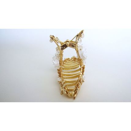 Large gold metal white flower leaves beads hair claw clip
