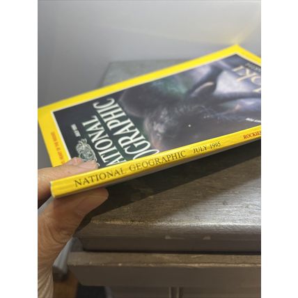 National Geographic Magazine July 1995 Ndoki Collectible Vintage b
