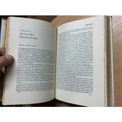 1968 "THE COMPANION GUIDE TO JUGOSLAVIA" TRAVEL VINTAGE HARDBACK BOOK (P5)