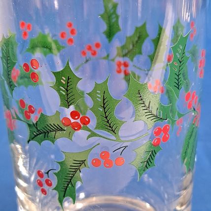 LIBBEY Christmas HOLLY BERRY 15 oz Glass TUMBLER Cooler Water Drink Highball