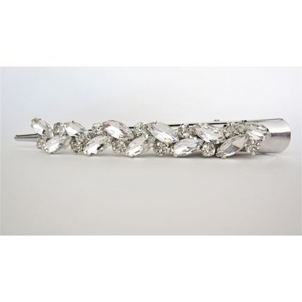 Silver alligator hair claw clip with clusters of clear crystals