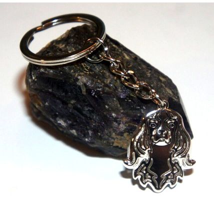 CAVALIER SPANIEL DOG KEY RING WITH KEY CHAIN & VELVET GIFT BAG