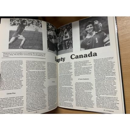 1989 "OFFSIDE! WHEN SATURDAY COMES SPECIAL" FOOTBALL SOCCER HARDBACK BOOK (P4)