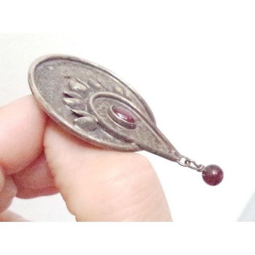 60s Signed Sterling Silver Brooch Leora 11.4g Garnet Hammered Israel Pendant