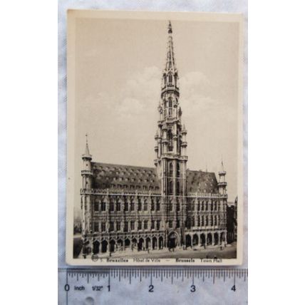 vintage postcard Brussels Town Hall