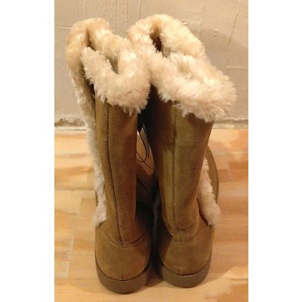 NWT Universal Thread Natural Suede Fur Boots Size 8 Ladies Fall Winter