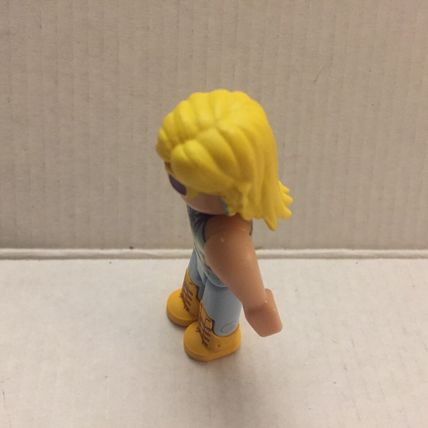 Roblox Celebrity Collection Series 4 Stylz Salon Purse Model with Purse Shades