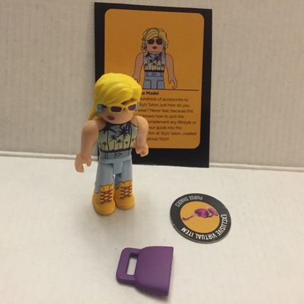 Roblox Celebrity Collection Series 4 Stylz Salon Purse Model with Purse Shades