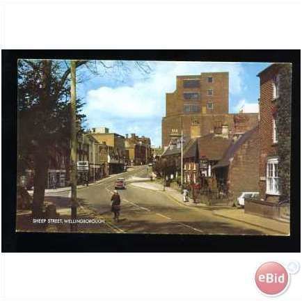 Northamptonshire WELLINGBOROUGH Sheep Street Postcard by Salmon (1-27-07-03K)
