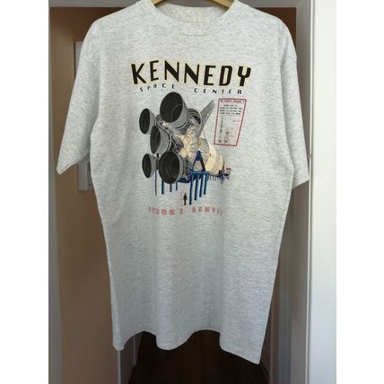Kennedy Space Center T-Shirt (XL)