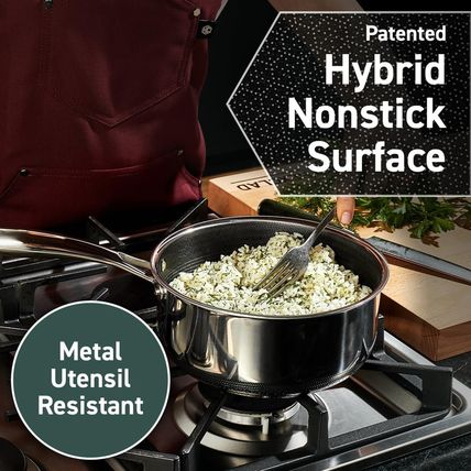 Hexclad Hybrid Nonstick 1-Quart Saucepan with Tempered Glass Lid, Stay-Cool Hand