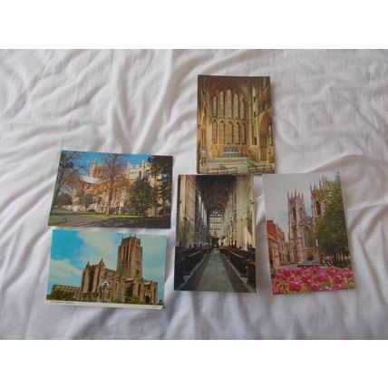 CHURCHS X 5 POSTCARDS (10/03) 1 USED WILL POST O SEAS