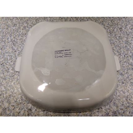 Corning Blue Filligree Scroll Browning Skillet Microwave Casserole