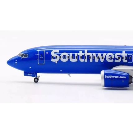 B737-8 SOUTHWEST AIRLINES REG: N8889Q W/STAND - INFLIGHT 200 IF738MSW0924 1/200