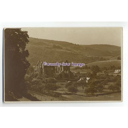 Ju1272 - Tintern Abbey , Monmouthshire , Wales - Judges postcard 3462