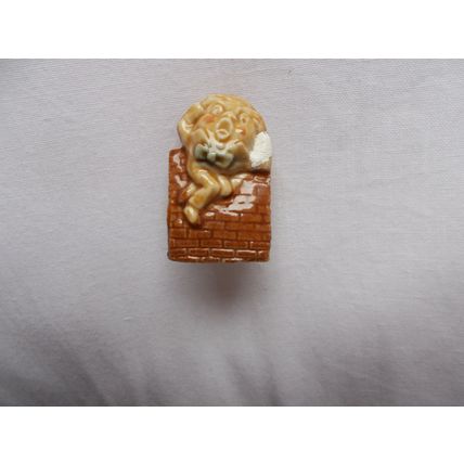 WADE WHIMSIE /DAMAGED HUMPTY DUMPTY A/F (19/11) OFFERS