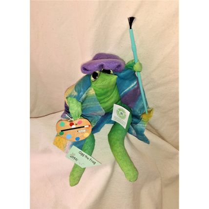 OGG THE FROG HANDCRAFTED BEAN STUFFED ARTIST FROG with BERET PALLET PAINTBRUSH