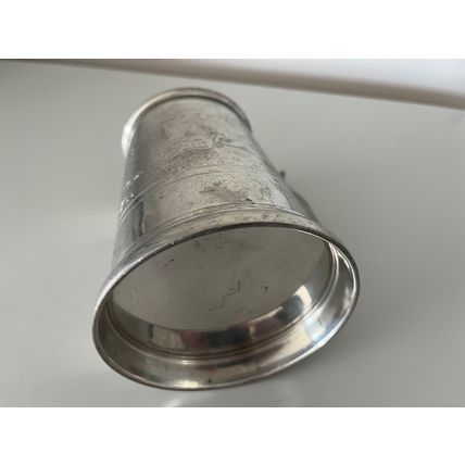 VINTAGE PEWTER TANKARD - FOX HUNT SCENE WITH FOX HANDLE
