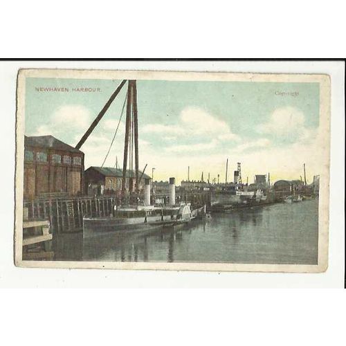 Sussex NEWHAVEN Harbour & Paddle Steamers Postcard