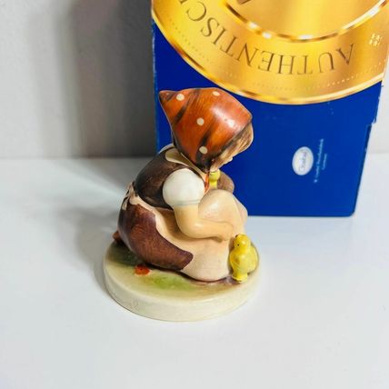 Goebel Hummel Chick Girl Figurine German Hand-Painted Sculpture Red Handkerchief