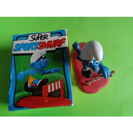 Boxed Hurdler super sport smurf