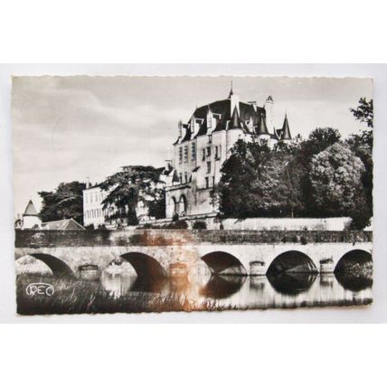 1967 postcard Chateauroux, Le Chateau