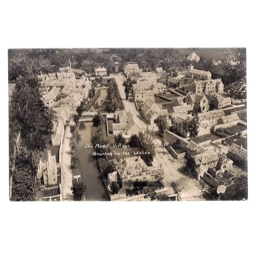 MODEL VILLAGE, BOURTON-ON-THE-WATER, Gloucestershire RP unused postcard =