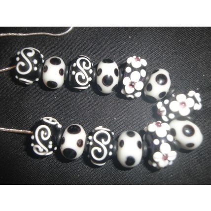 13 handcrafted artisan black & white flower and dot glass bead necklace
