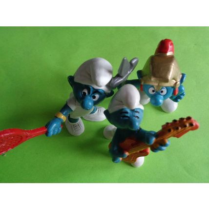 Job lot of 10 smurfs roman guard scottish bagpipe chef tennis lion tamer set4
