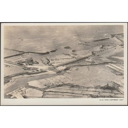 Dijkherstel bij Rammekens, Walcheren, 1946 - KLM Foto Briefkaart