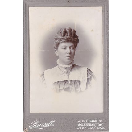 VICT. CABINET PHOT0 - LADY.HAIR STYLE/CHAIN NECKLACE BY RUSSELL, WOLVERHAMPTON