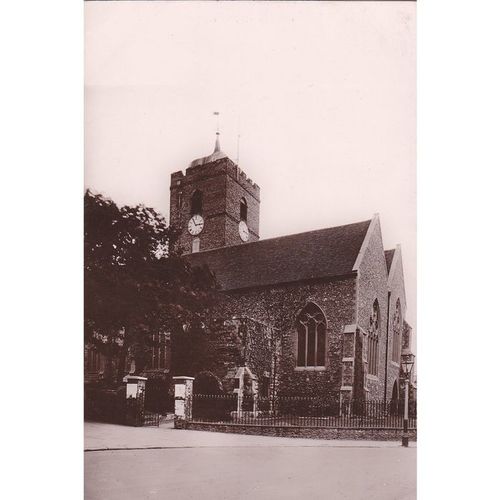 St.Peter's Church Sandwich Kent Postcard (KEN72268)