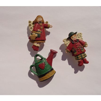 Button Covers Garden Angels and Sprinkling Can Resin qbut001