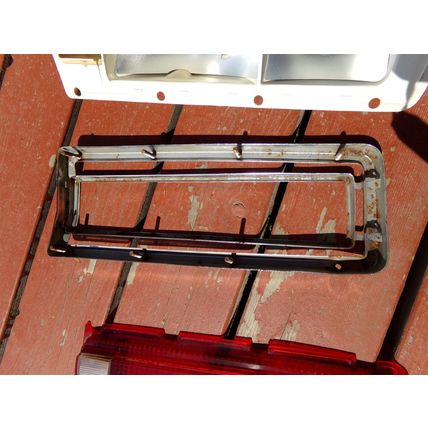 1968 - 1973 Datsun 510 RH PS Tail Light Assy Everwing 8037 OEM 68 69 70 71 72 73