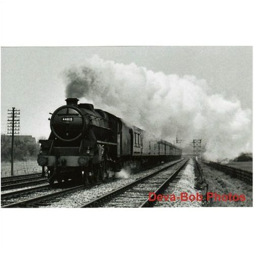 Railway Photo LMS Stanier Black 5 4-6-0 44810 Steam Loco