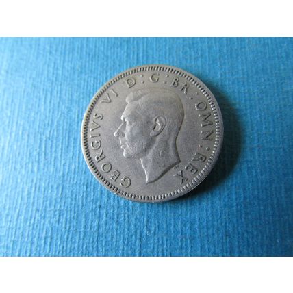 1949 GEORGE VI SCOTTISH SHIELD SHILLING FREE POST. (zzebid)